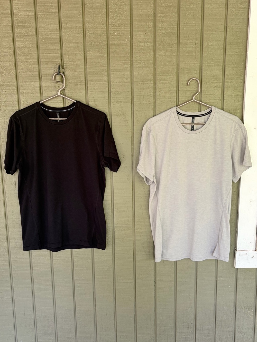 Lot of 2 Ten Thousand Men's Training Shirts Size Medium M Gray Black Bundle